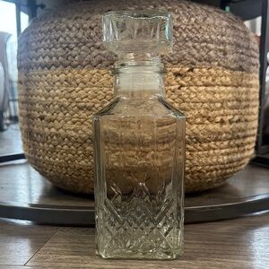 Elegant Clear Glass Decanter
